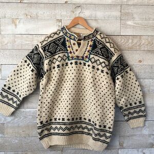 Genuine Wool Hand Knit Cream and Black Patterned Sweater